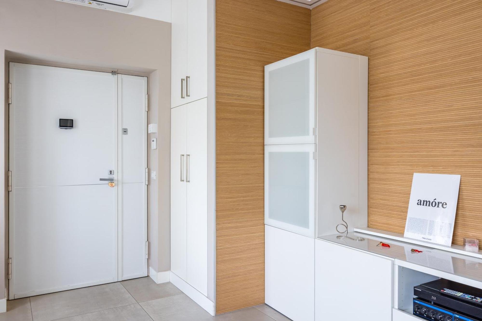 Malta Modern And Lovely Flat With Parking Napoli Bagian luar foto