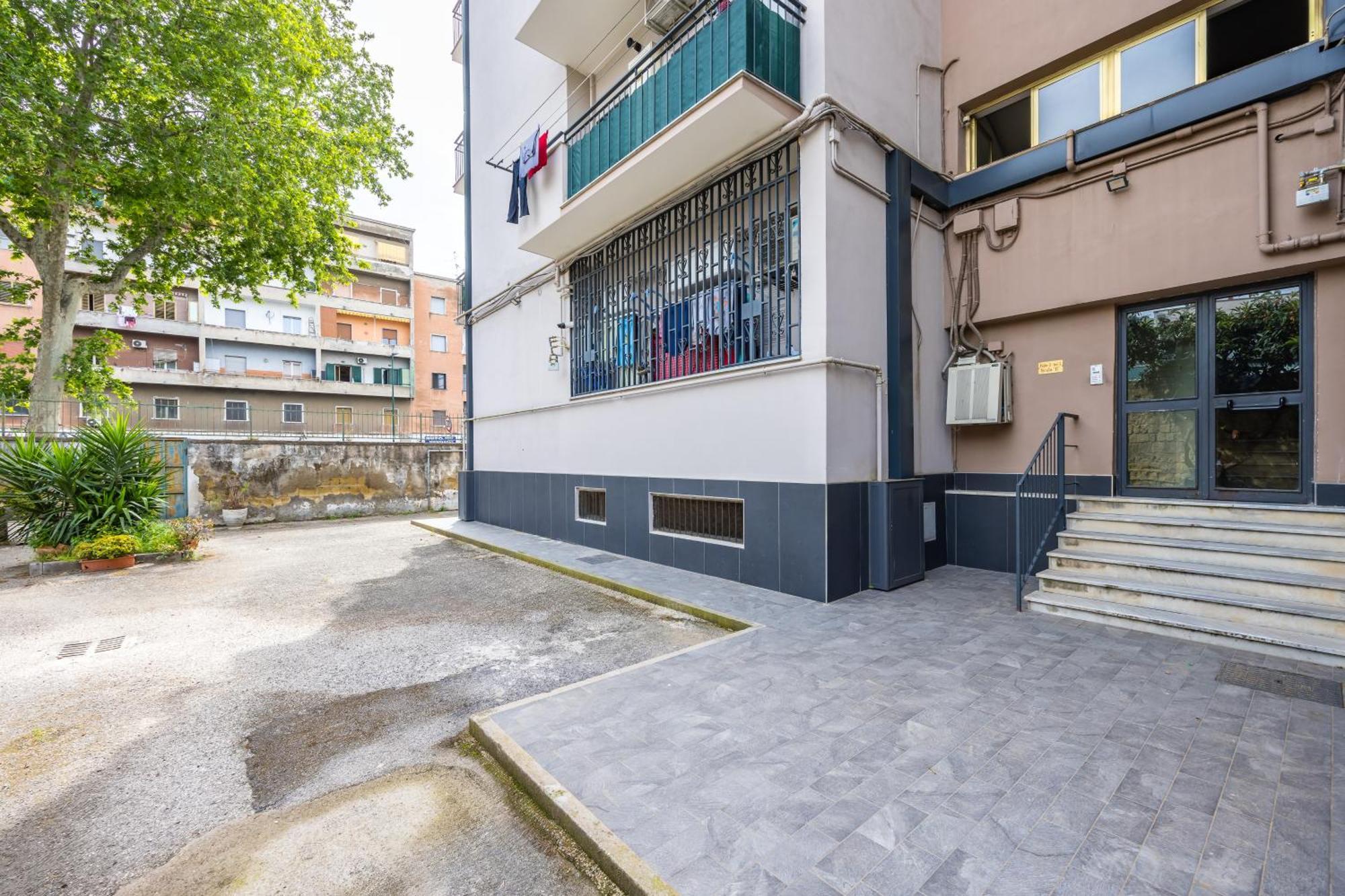 Malta Modern And Lovely Flat With Parking Napoli Bagian luar foto
